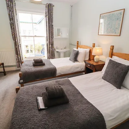 Pelham House 度假居 *